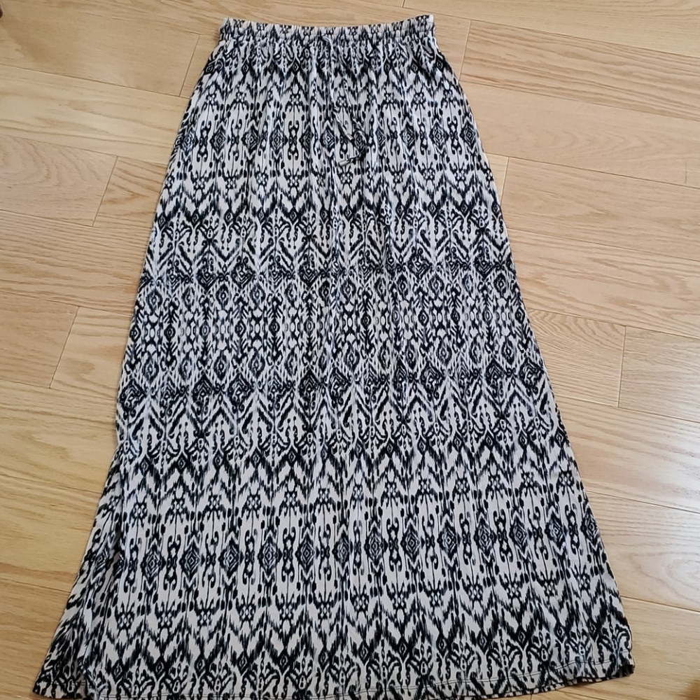 Cynthia Rowley patterned boho black and white Maxi Skirt